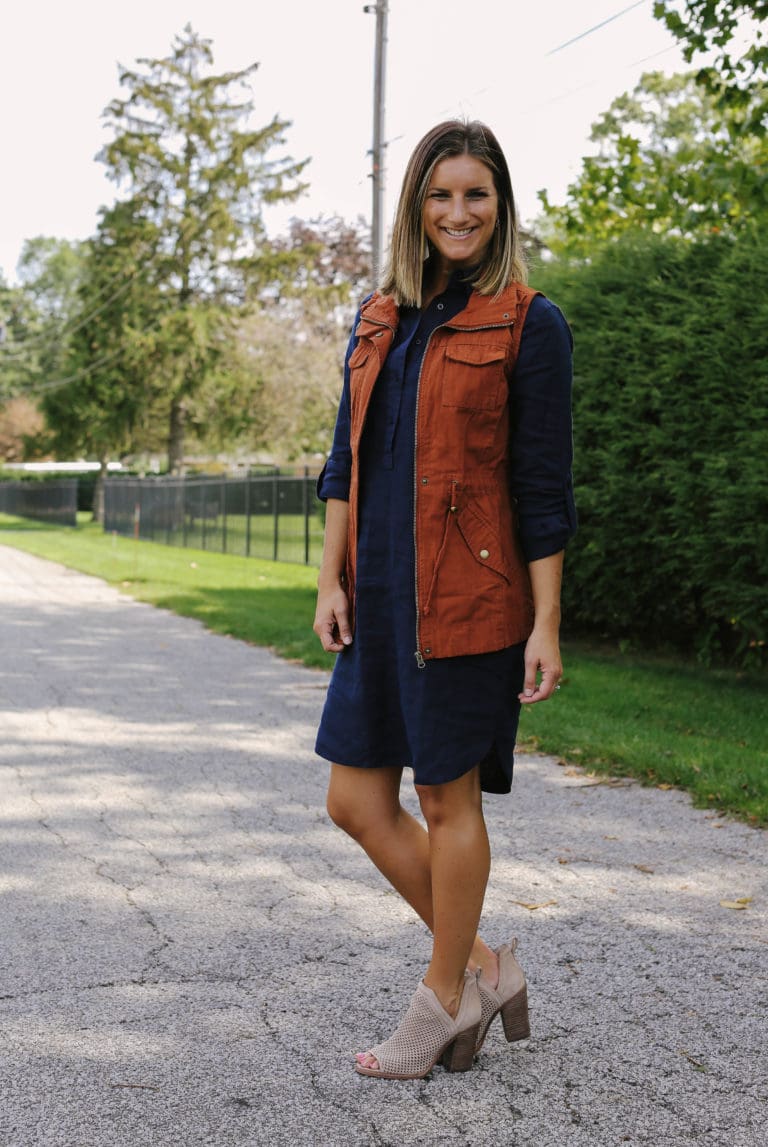 7 Ways To Style A Utility Vest Living in Yellow