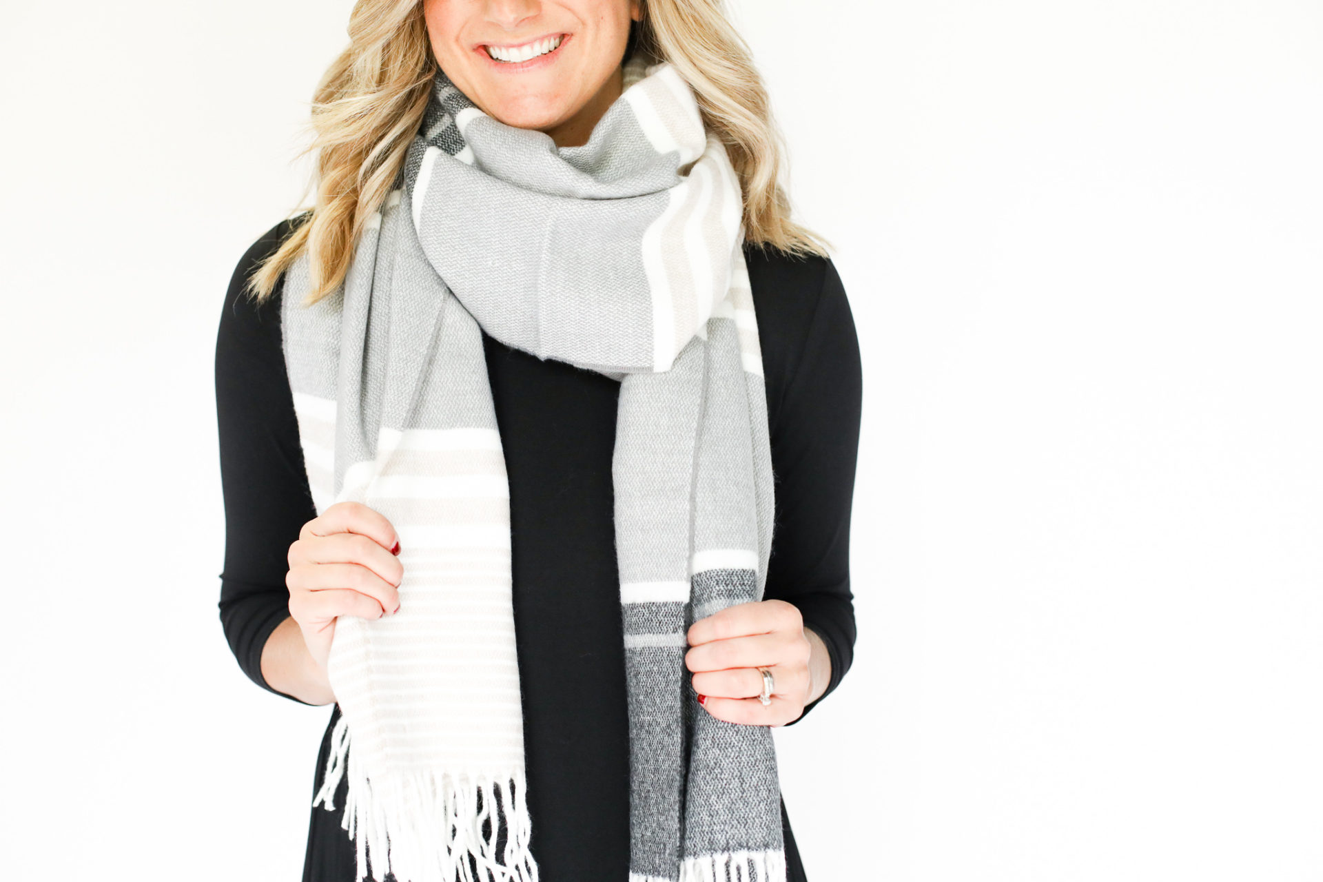 14 Ways to Wear A Scarf for Fall and Winter