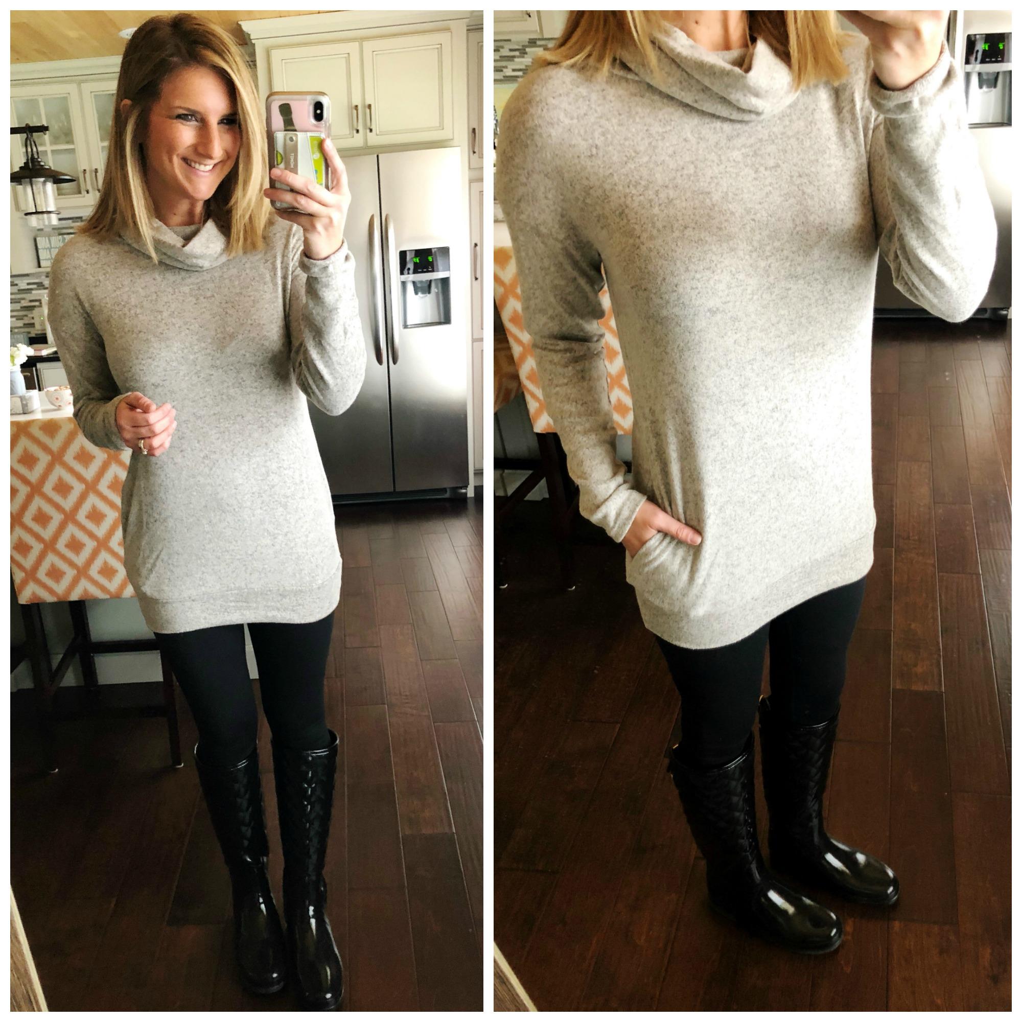 Cowl Neck Tunic // Turtleneck Tunic Sweater // Spanx Leggings // Zella Leggings // Hunter Boots // Quilted Hunter Boots // Tunic Sweater and Leggings 
