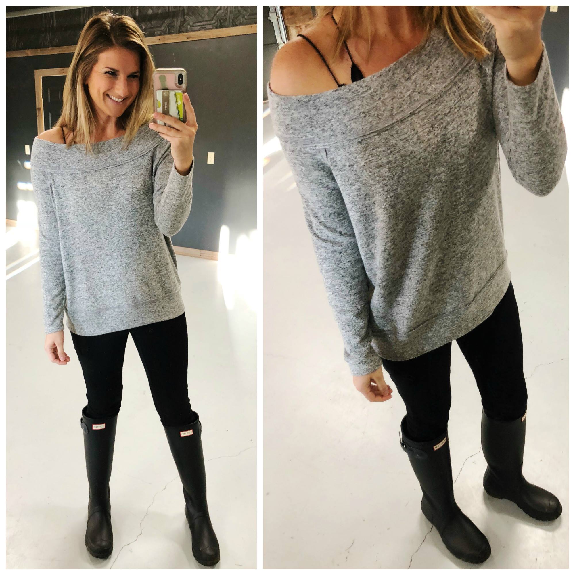 Off the Shoulder Top // Hunter Boots // Rain Boots // Casual Outfit 