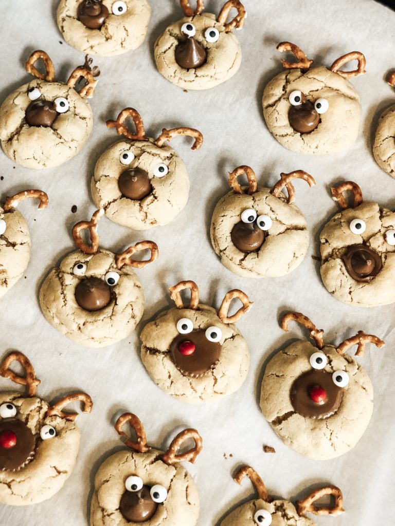 Reindeer Peanut Butter Blossoms: Christmas Cookie Recipe - Living in Yellow