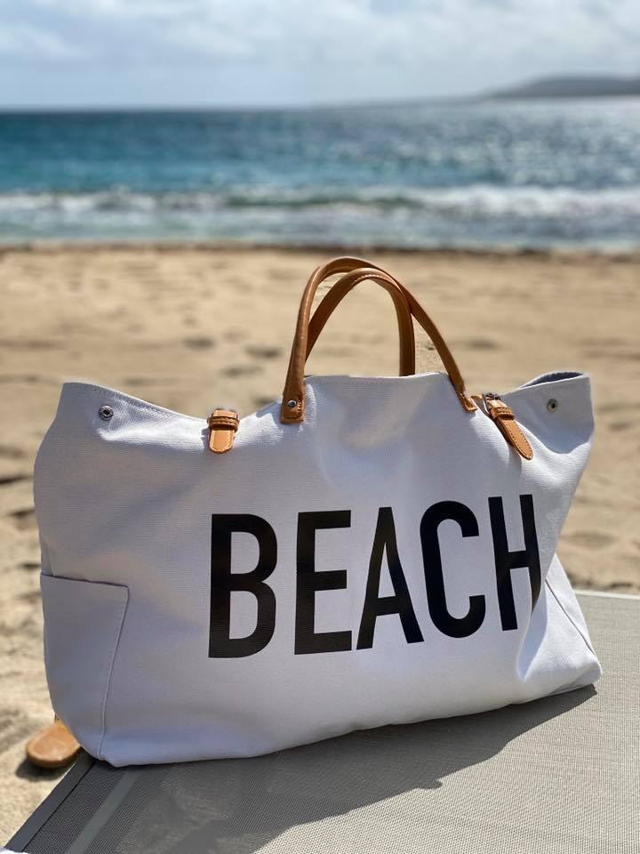 Must-Haves for a Day at the Beach // Bags, Books, Sunscreen and More! -  Living in Yellow