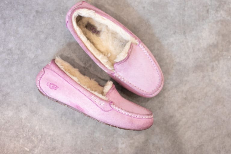 How To Clean Your Uggs [2 Methods Tested] Living in Yellow